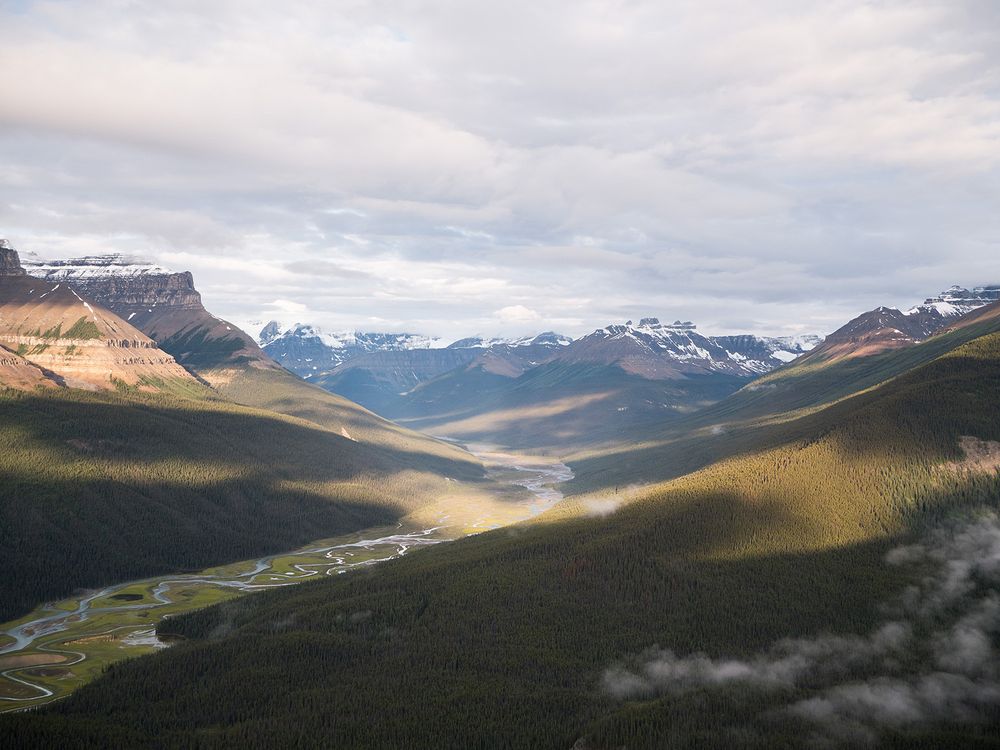 Alexandra River Valley, Banff National Park, Alberta 